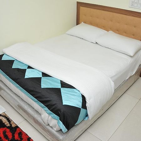 Hotel Pasupala Grand Anantapur Zewnętrze zdjęcie